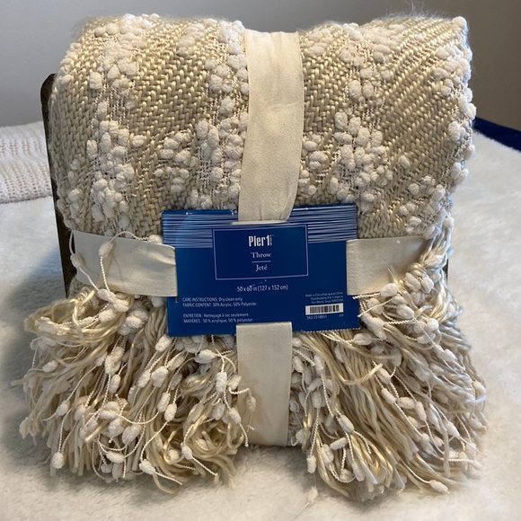 Pier 1 Bedding Pier One Throw Jete Blanket Cream Color Nwts 5 X